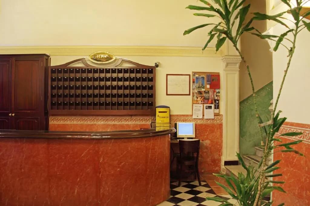 Hotel Peninsular