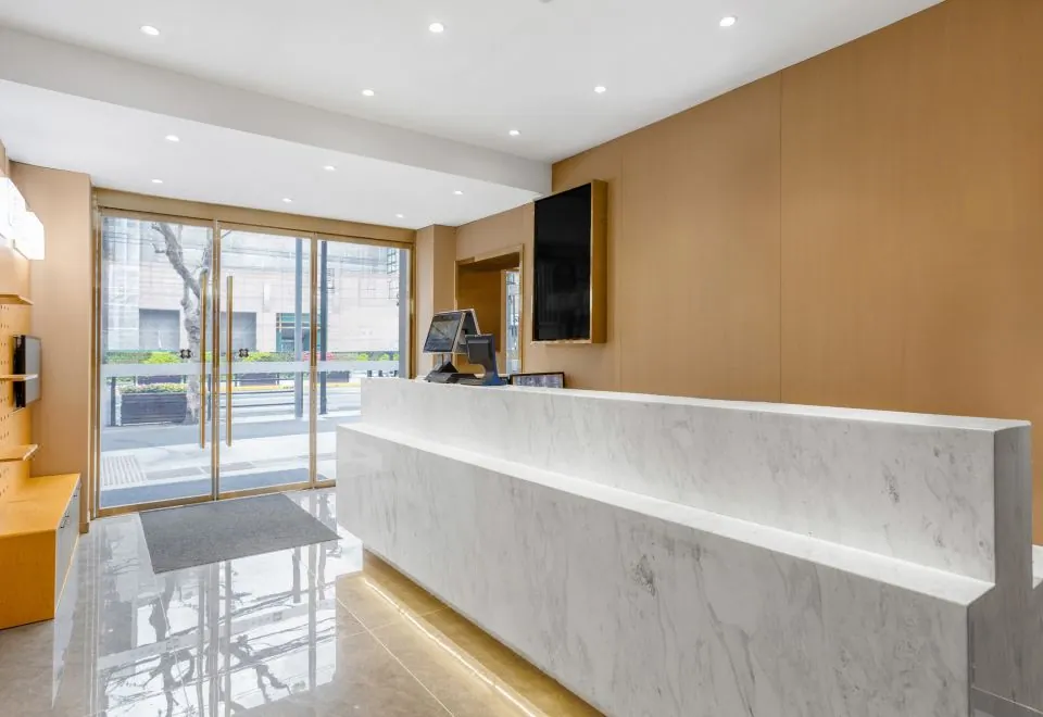 Zsmart Hotel (Shanghai Ningguo Road Subway Station)