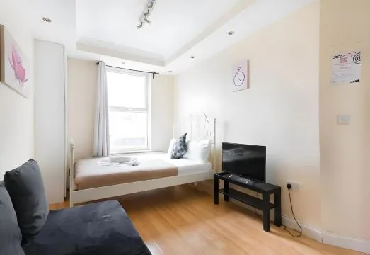 Eurostar City Apartments