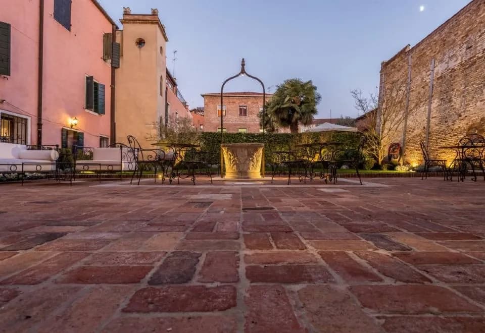 Hotel Nani Mocenigo Palace