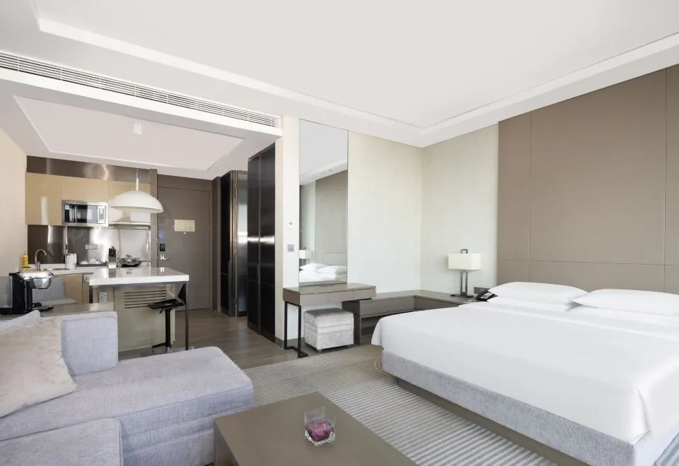 Hyatt House Shanghai Hongqiao CBD
