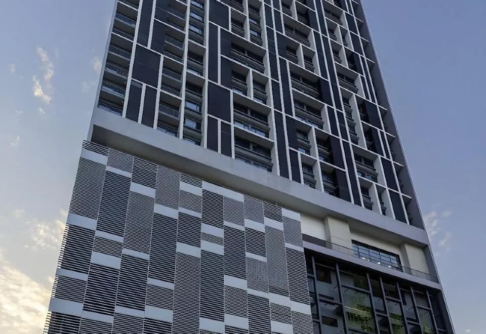 Chambers Residence, Sunway Putra Mall