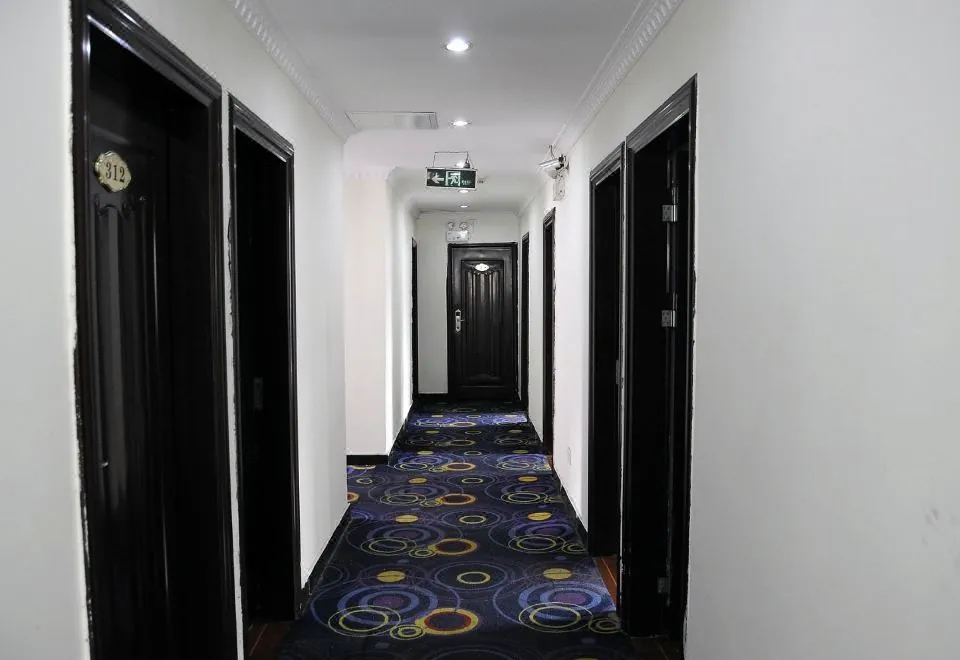 Kaiyue Hotel