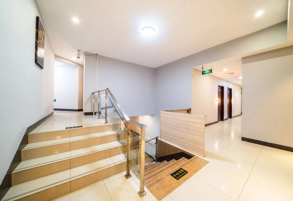 Shushun Hostel