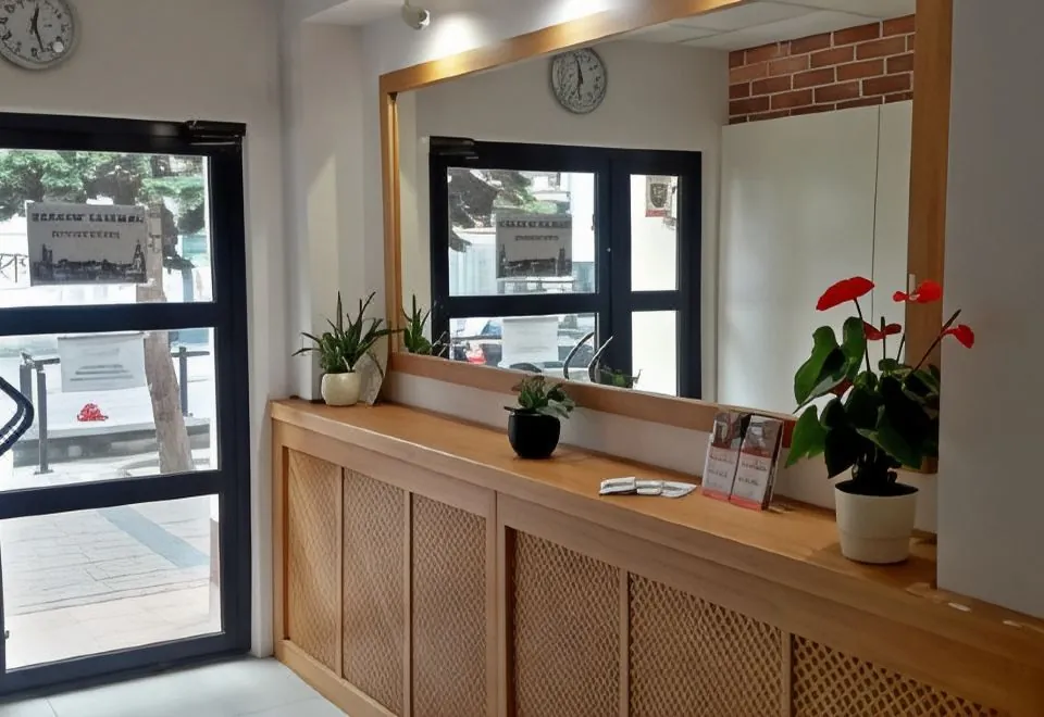 Cracow Central Aparthotel