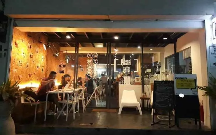 Pastelhouse Hostel