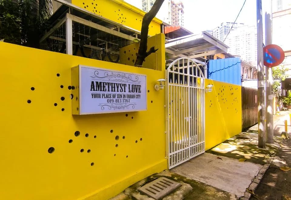 Amethyst Love Guesthouse
