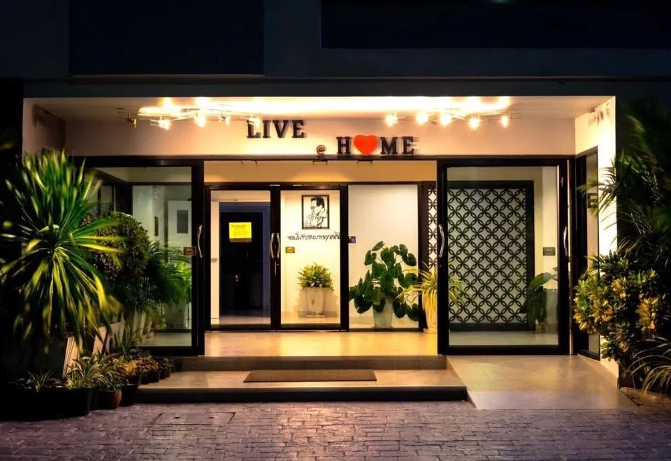 Live at Home Sukhumvit 105