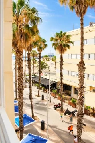 Malvarrosa Beach Rooms