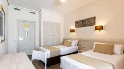 Sweet Hotel Continental