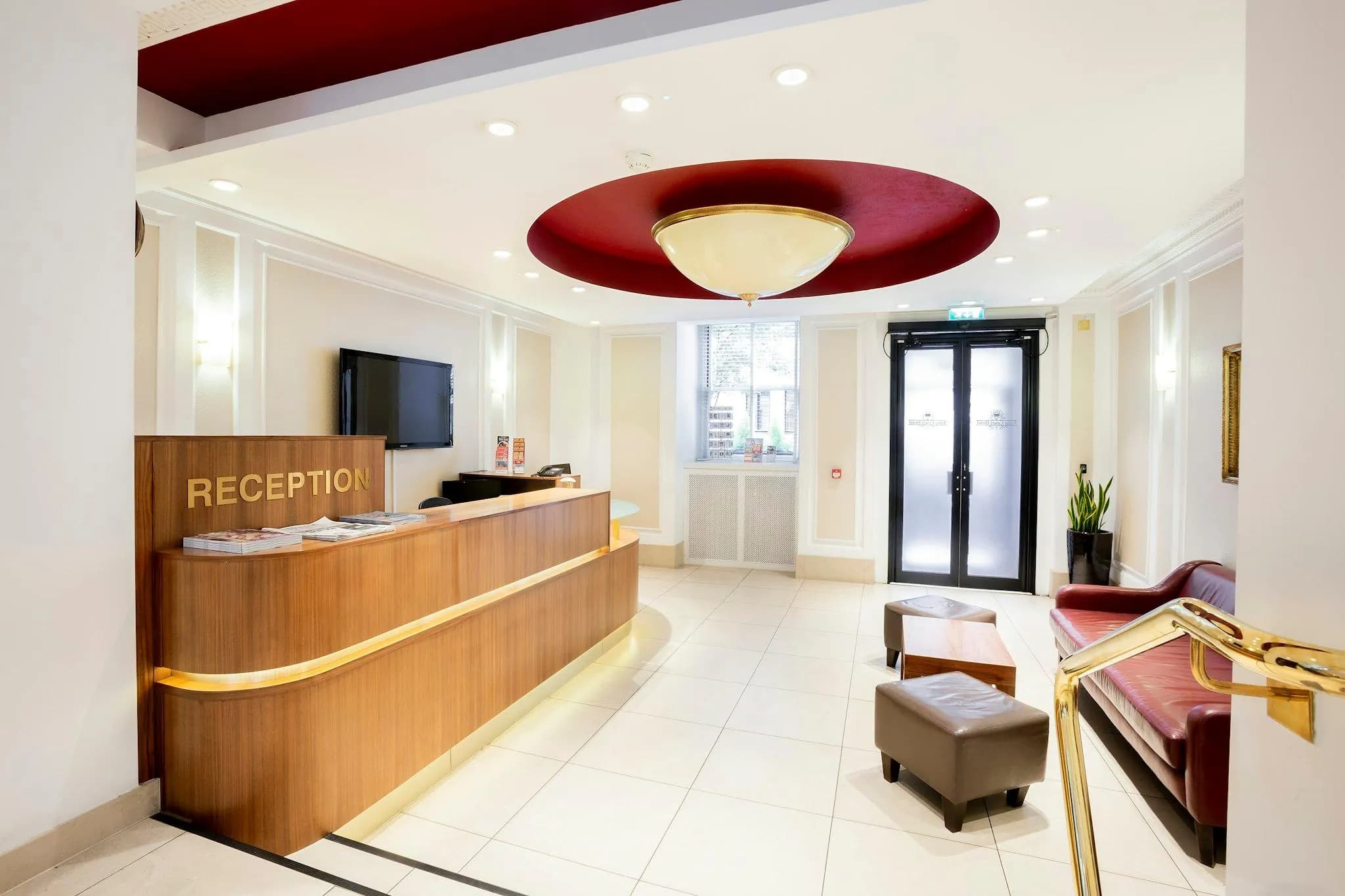 Astor Court Hotel