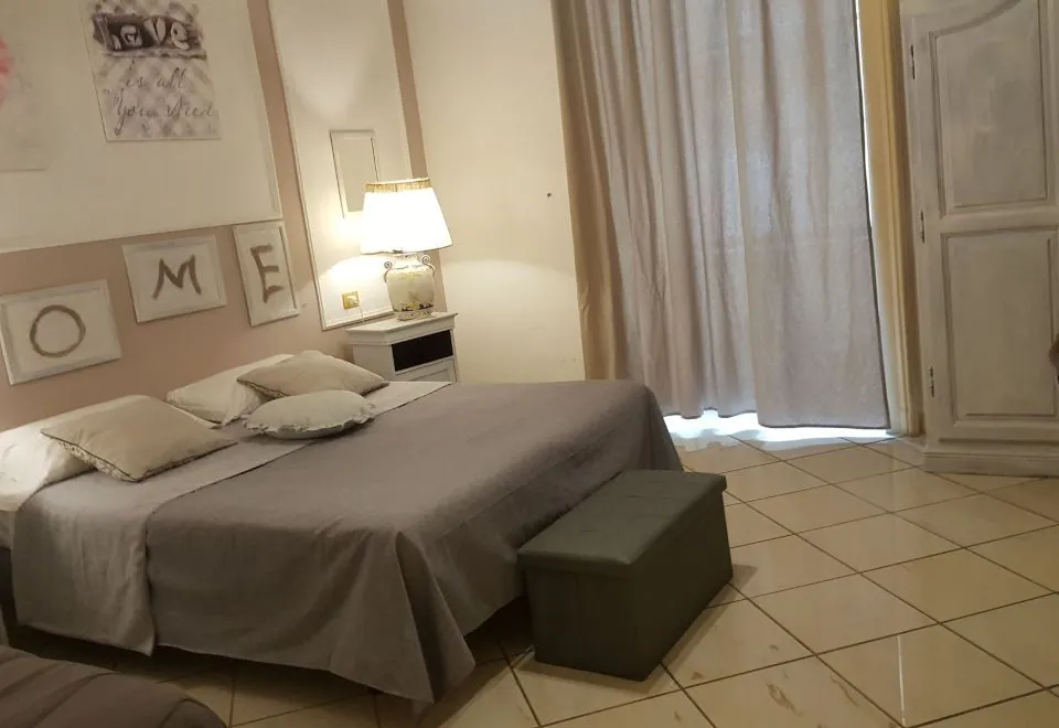 B&B Napoli Centrale Room&Jacuzzi