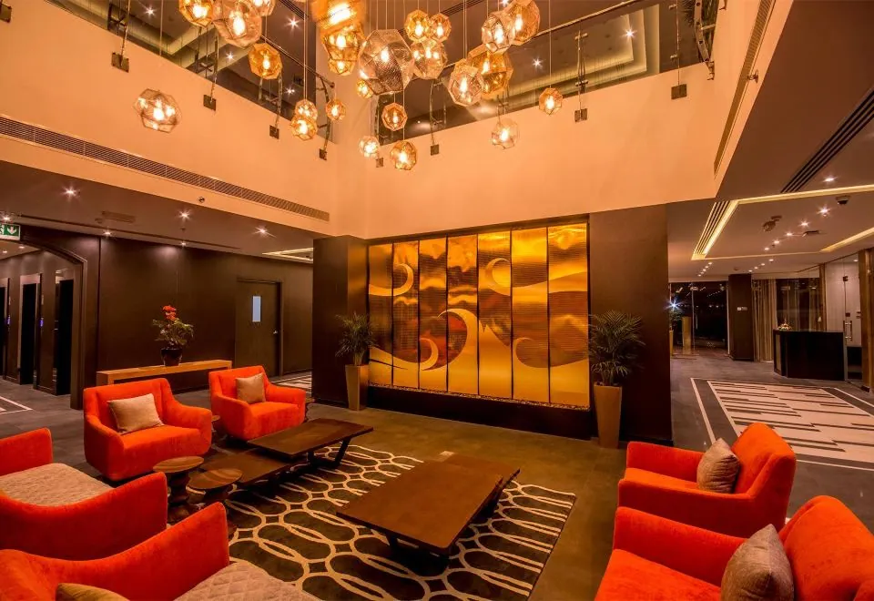 CARNELIAN BY GLORY BOWER HOTEL