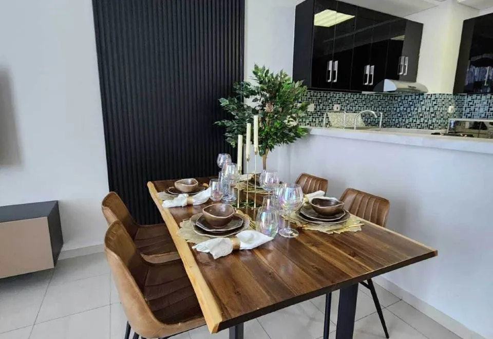 Nasma Luxury Stays - Botanica Tower