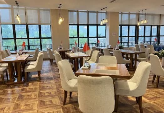 Guangzhou Nanhong Aust Hotel (Tianhou Palace of Nansha Passenger Port Station)