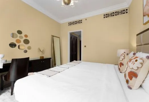Maison Privee - Burj Khalifa Community