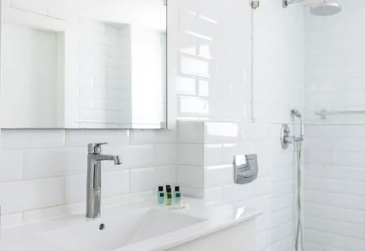 Bauhaus Boutique by TLV2Rent