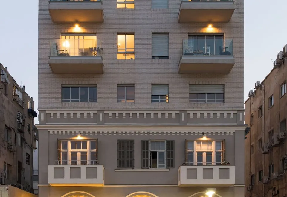 Bauhaus Boutique by TLV2Rent