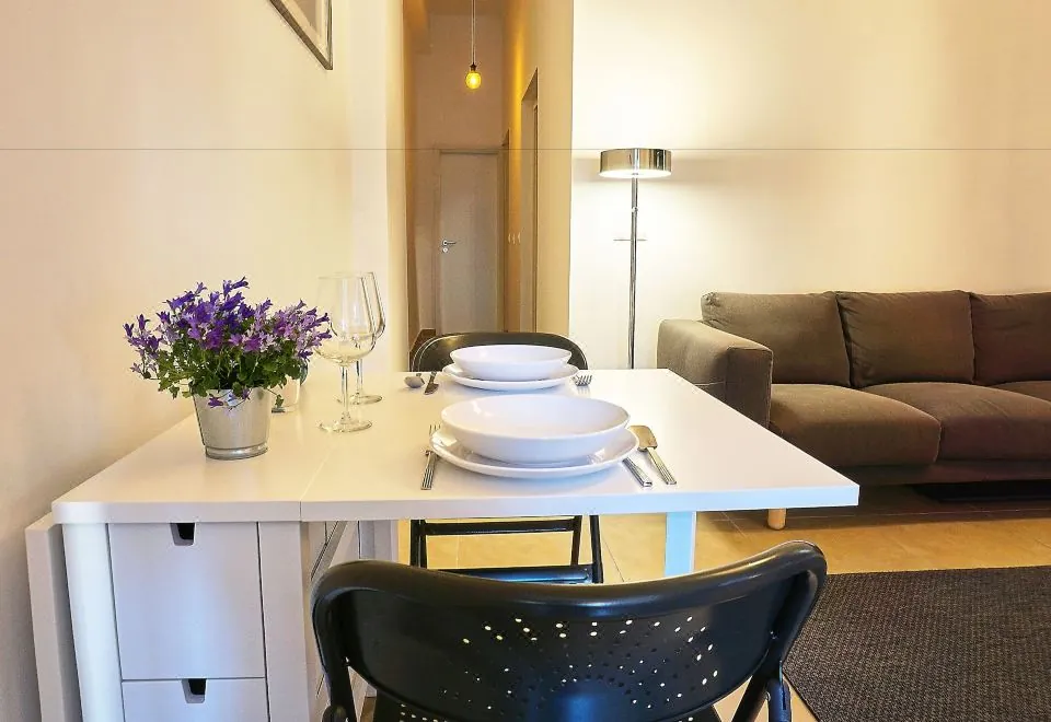 Onyx Apartment