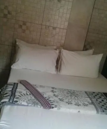 Royal Crown Guesthouse