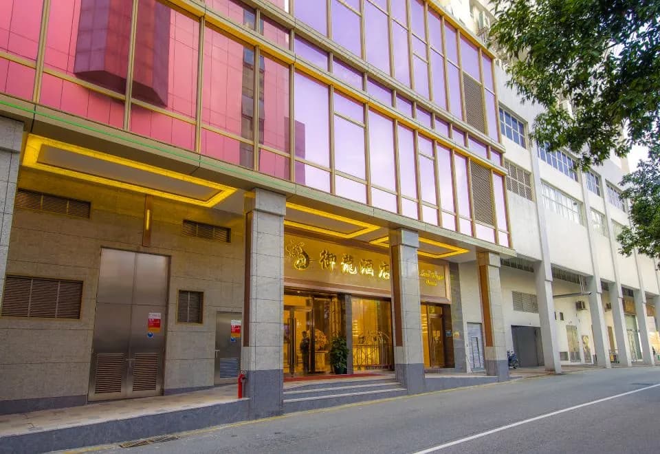 Royal Dragon Hotel