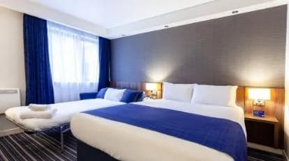 Holiday Inn Express Edinburgh Airport, an IHG Hotel