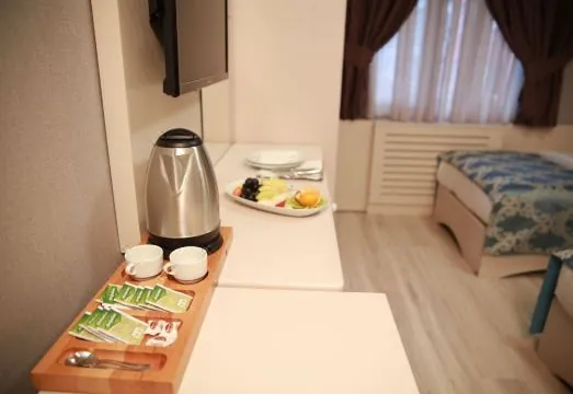 Pelican House Hotel