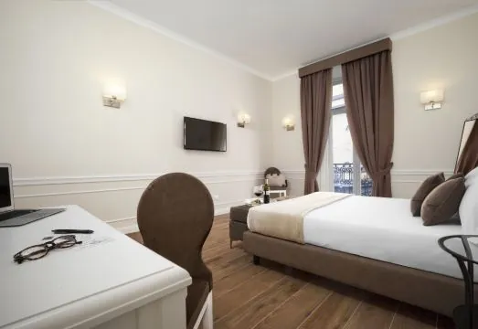 La Fontanina Suites