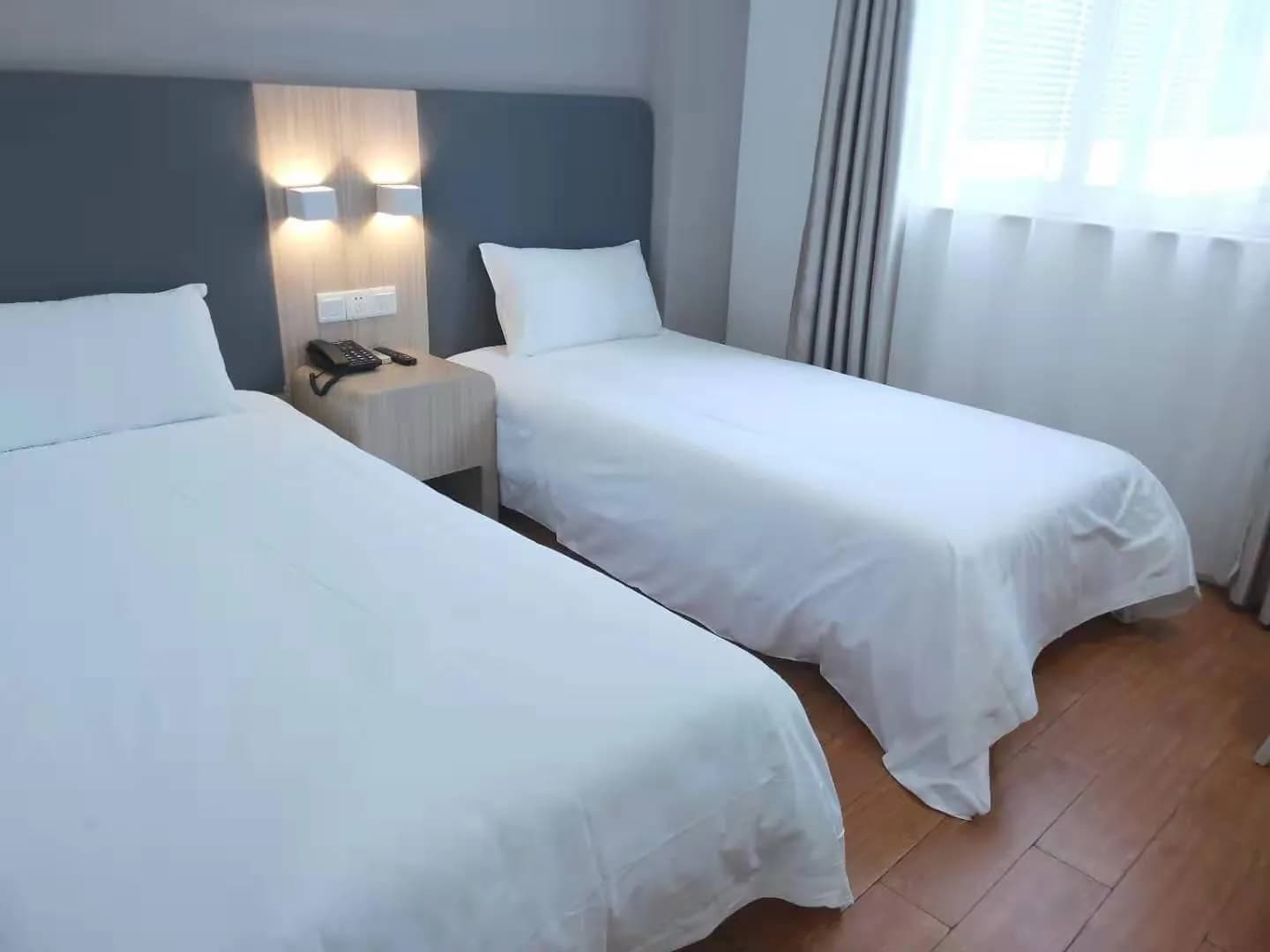 Hanting Hotel (Shanghai Xujiahui Hongqiao Road)