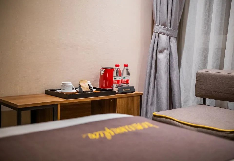 Home Inn Plus (Shanghai Pudong Xinjinqiao Road)