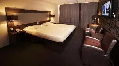Hotel 74