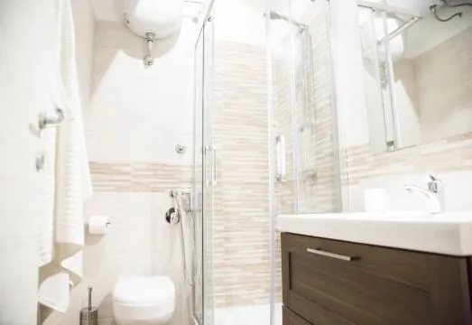 Vatican Suite 383