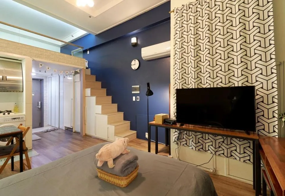 Travel House