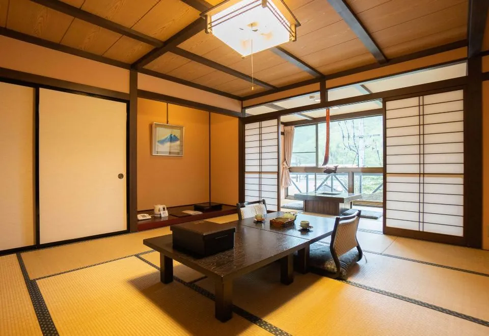 Hiratakan