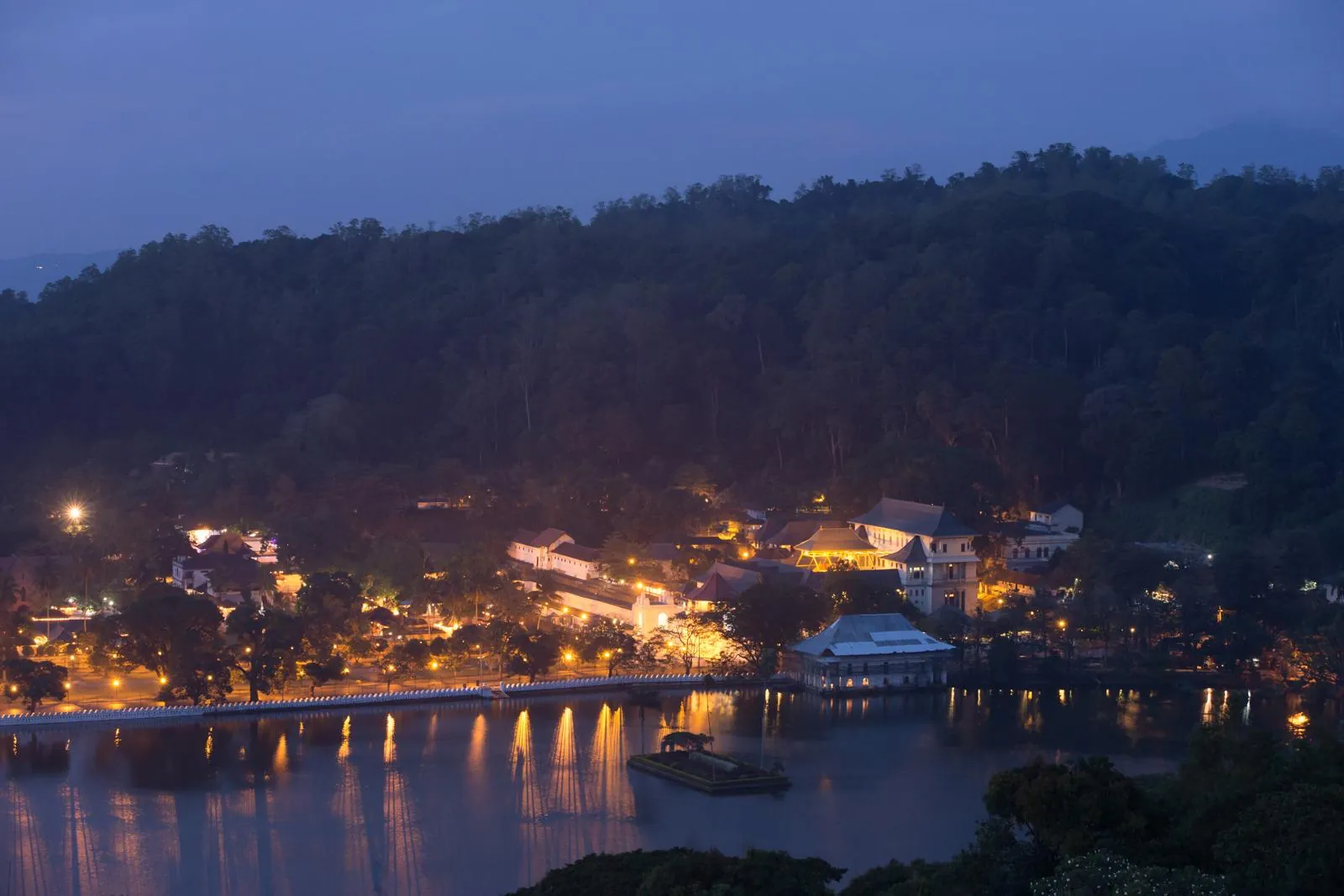 Sandriana Lake View