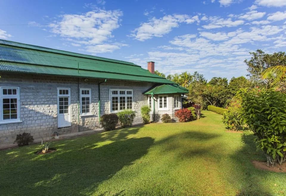 Mountbatten Bungalow- Thema Collection