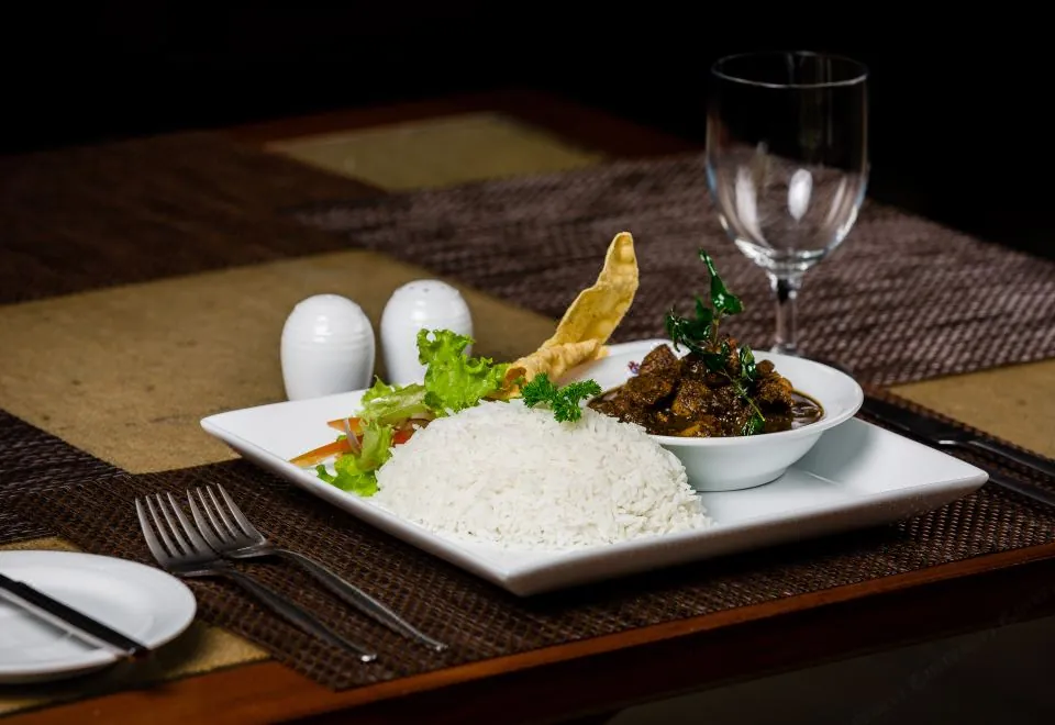 Kandy City Hotel by Earl's