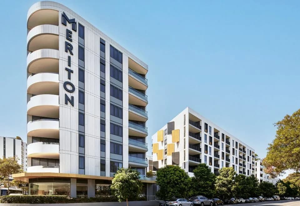 Meriton Suites Coward Street