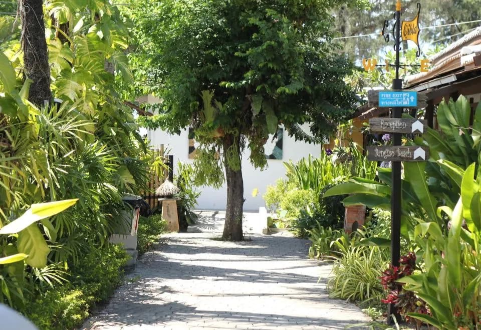 Bangtao Beach Chalet Resort