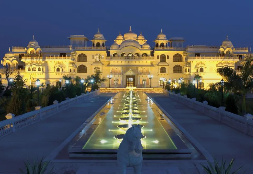 Shiv Vilas Resort
