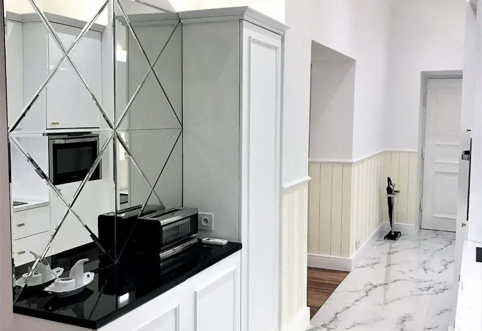 Mondrian Luxury Suites Unesco Old Town