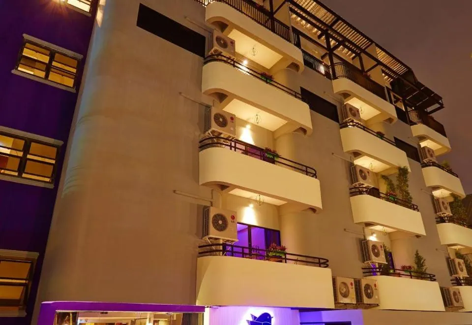 The Weekend Pattaya (Tweet Tweet Nest Pattaya)