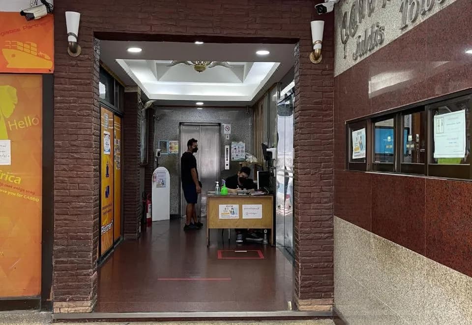 MDE.Alice Hotel Bangkok