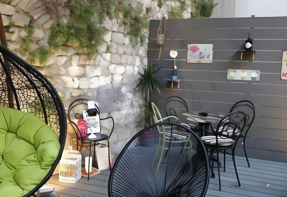 Downtown Boutique Hostel