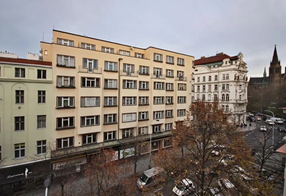 Elizabeth Suites
