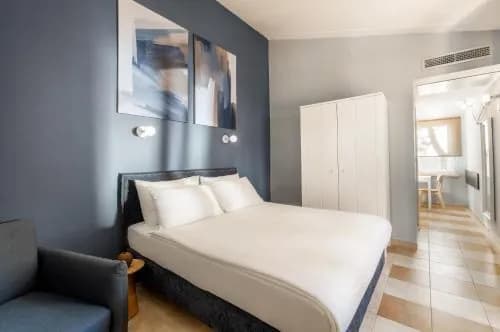 Maistra Select Amarin Resort