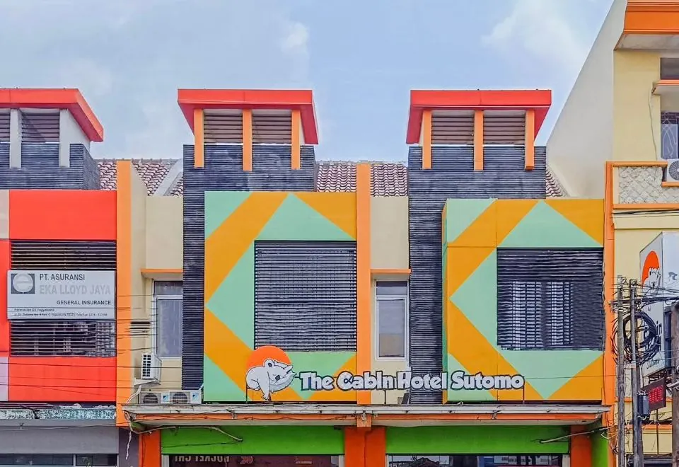 Cabin Hotel Sutomo