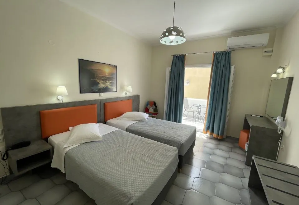 Albatros Hotel