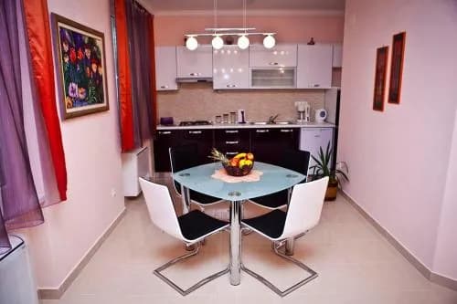 Split Apartments Peric
