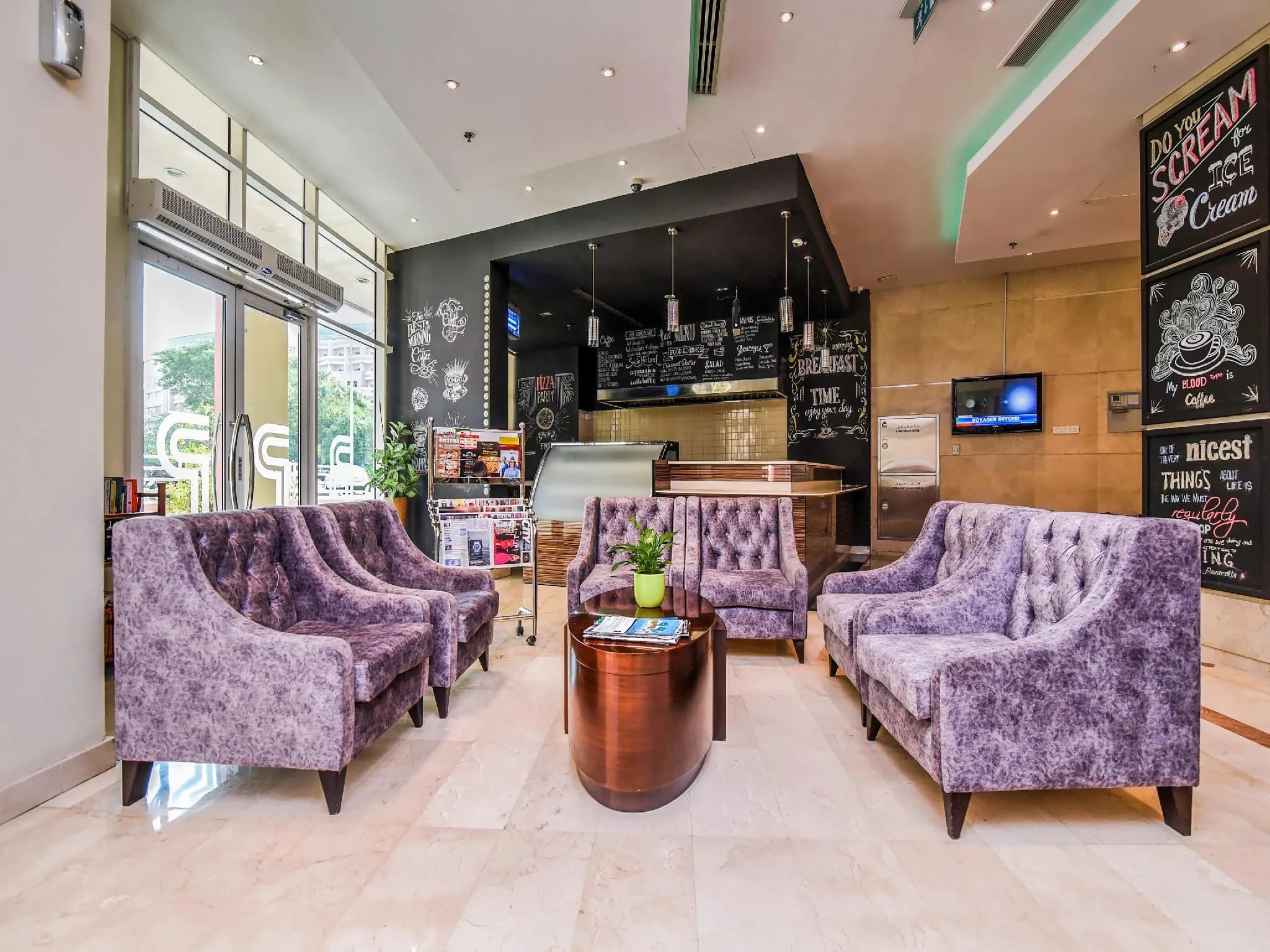 Parkside Suites - Discovery Gardens